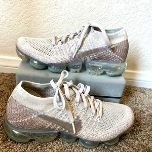 Nike Flyknit Vapormax blush pink